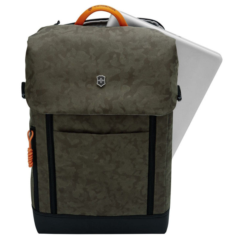 Рюкзак Victorinox Altmont Classic Deluxe Flapover Laptop Backpack/Olive Camo 609845