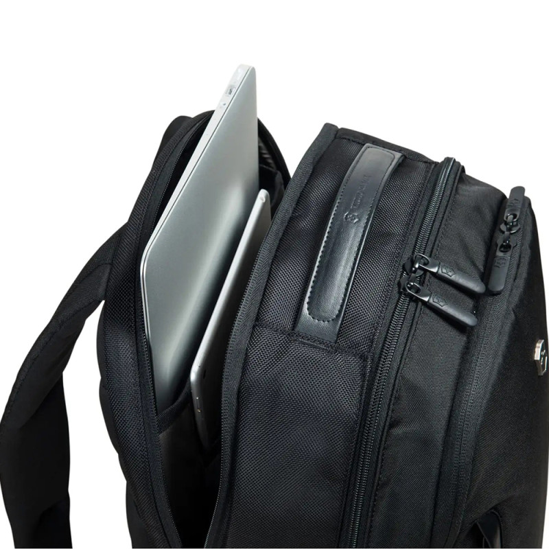 Рюкзак Victorinox Altmont Professional Essentials Laptop Backpack/Black 602154