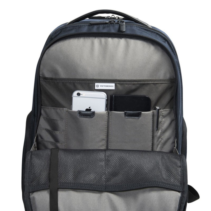 Рюкзак Victorinox Altmont Professional Essentials Laptop Backpack/Deep Lake 609792