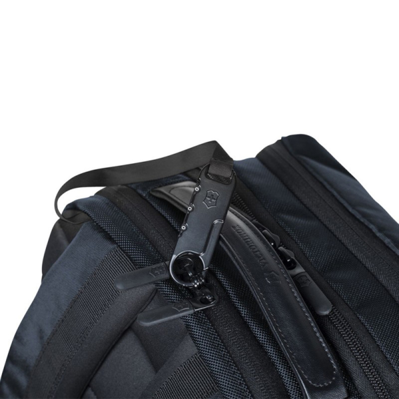 Рюкзак Victorinox Altmont Professional Deluxe Travel Laptop Backpack/Deep Lake 609793