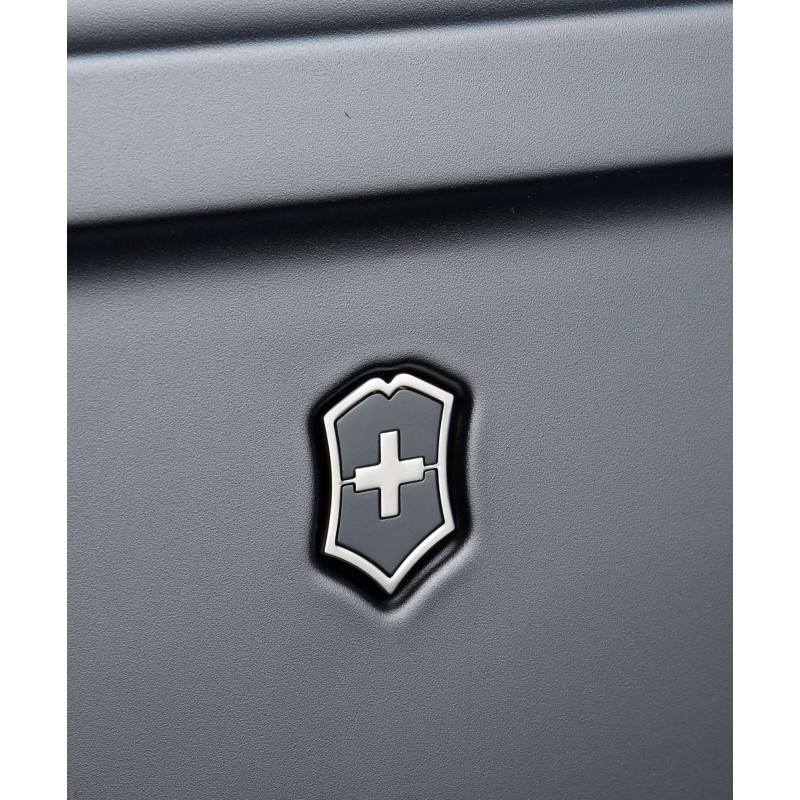 Чемодан на 4 колесах Victorinox Etherius M/Black 601382