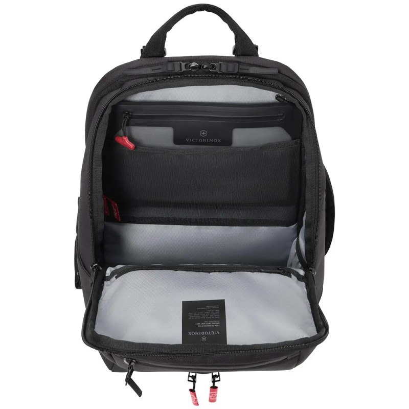 Рюкзак для ноутбука Victorinox Touring 2.0 Commuter Backpack 612118