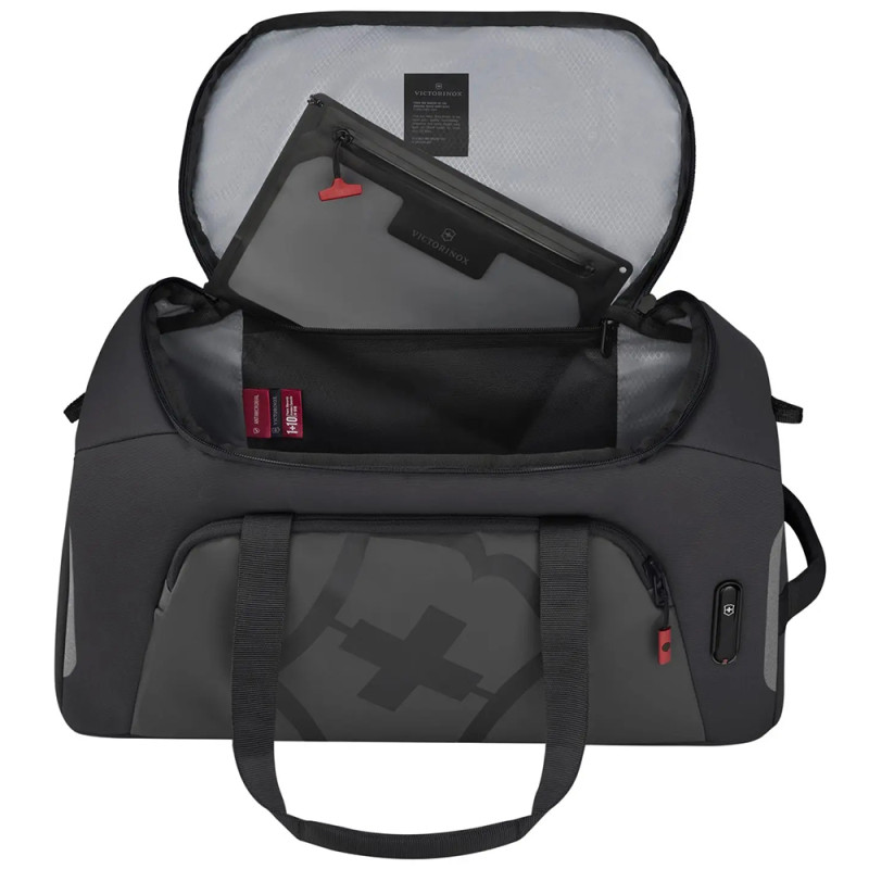 Сумка дорожня Victorinox Touring 2.0 Sports Duffel 612126