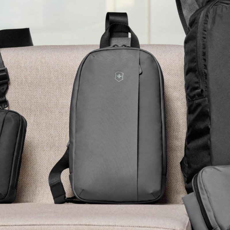 Сумка-слінг Victorinox TRAVEL ESSENTIALS Frost Grey 653385