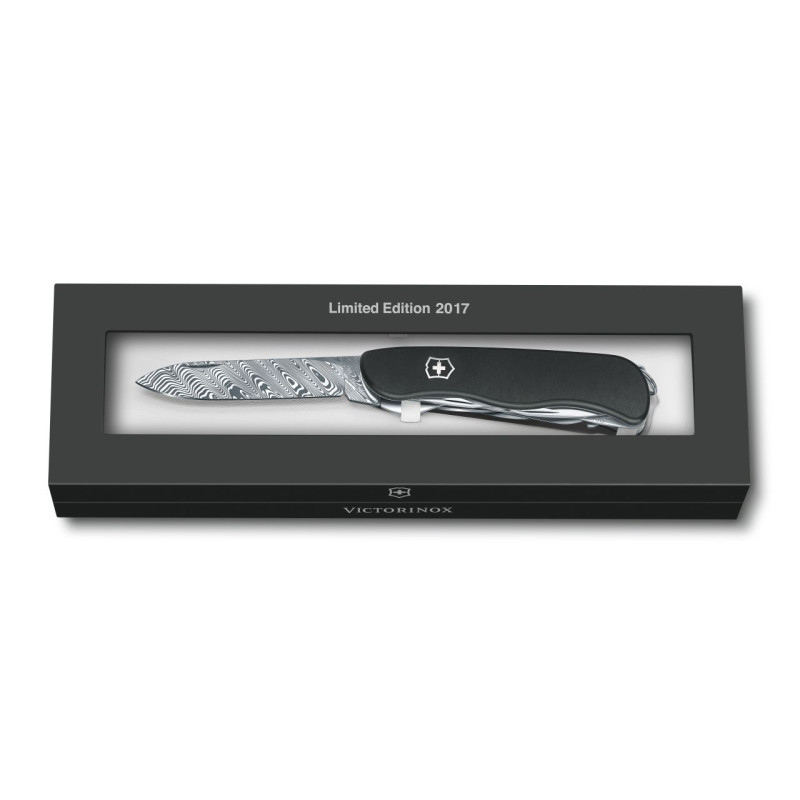 Нож Victorinox Outrider 0.8501.J17 Damast Limited Edition 2017