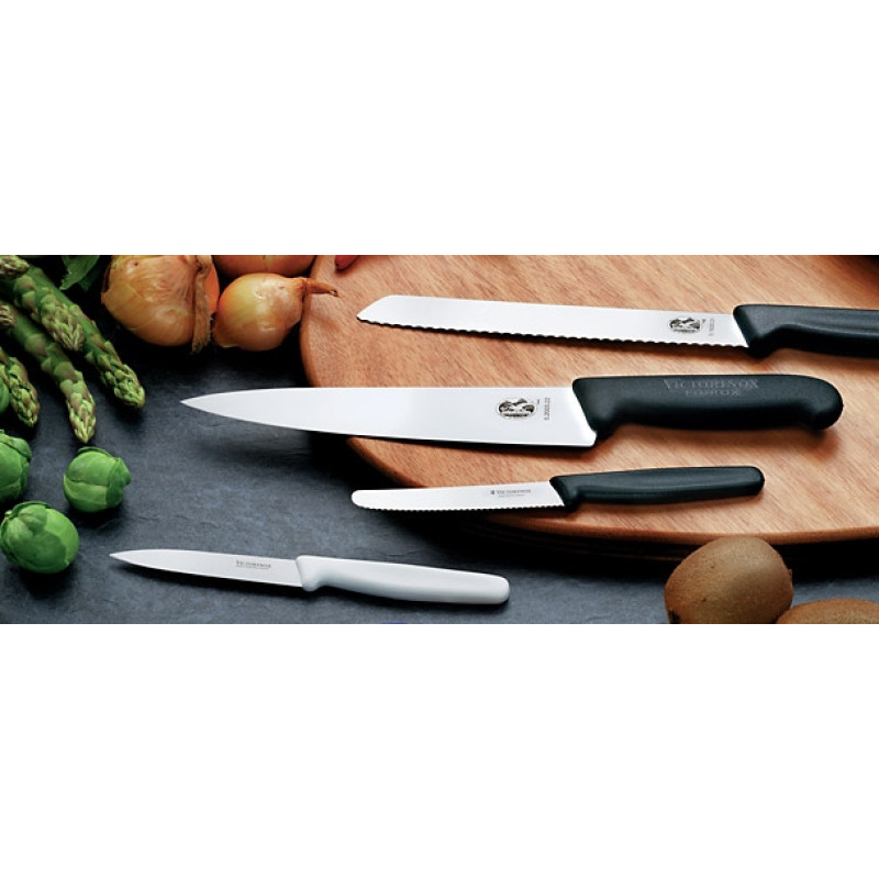 Кухонный нож Victorinox Standard Tomato and Table Knife 5.0833 11 см, серрейтор черный