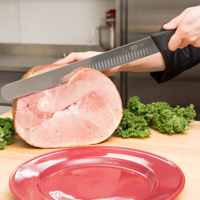 Кухонный нож Victorinox Fibrox Slicing Knife 5.4723.30 для нарезки с воздушными карманами