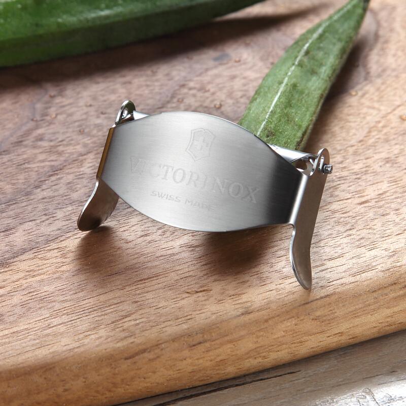 Ніж для овочів Victorinox Vegetable Peeler 7.6074