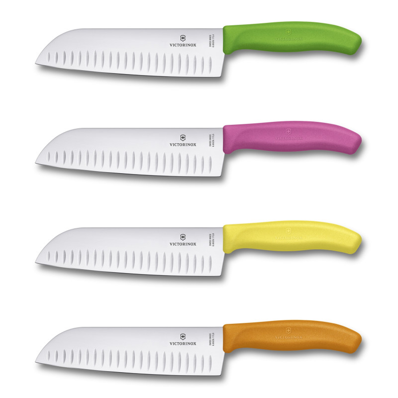 Кухонный нож Victorinox Swiss Classic Santoku Knife 6.8526.17L8B с воздушными карманами в блистере