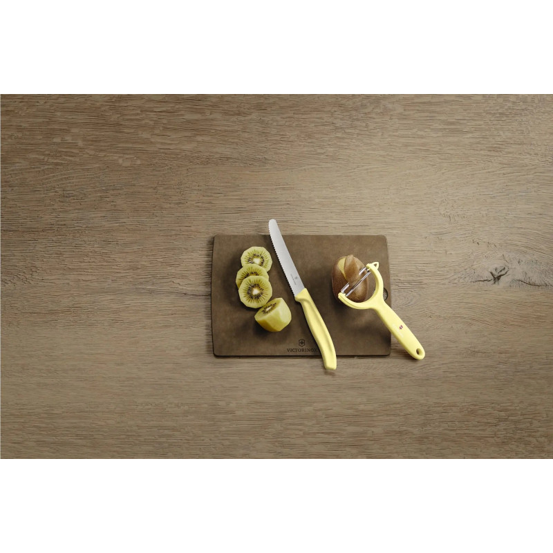 Набір з 2 предметів Victorinox Swiss Classic Trend Colors Tomato Knife and Tomato and Kiwi Peeler Set 6.7116.23L82