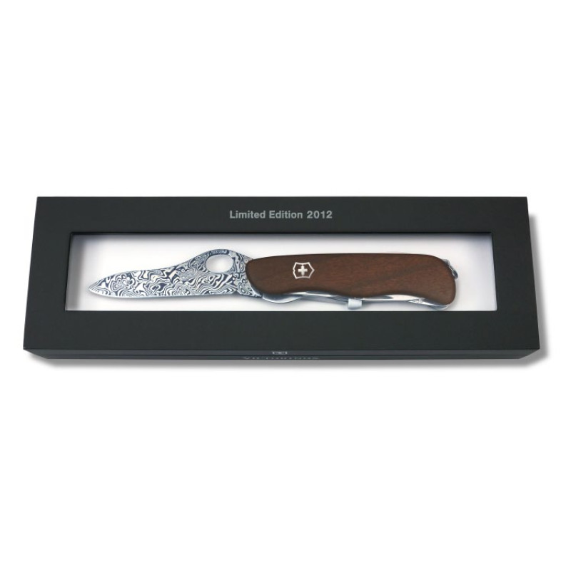 Ніж Victorinox Military OneHand 0.8461.J12 Damast Limited Edition 2012