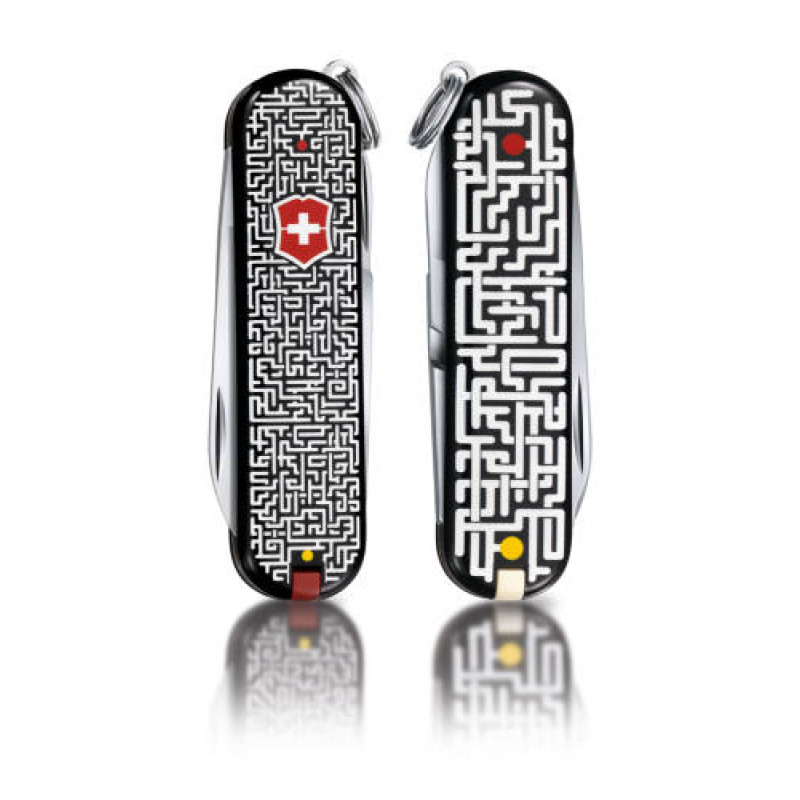 Ніж Victorinox Classic LE 2012 "Labyrinth" 0.6223.L1202