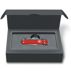 Нож Victorinox Classic Alox Limited Edition 2018 Berry Red  0.6221.L18