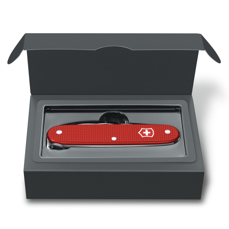 Нож Victorinox Pioneer Alox Limited Edition 2018 Berry Red  0.8201.L18